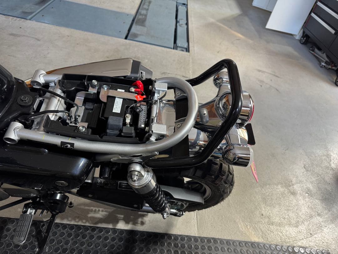 ！超美品！モンキー125 武川グラブバー　ブラックJB02 JB03 JB05