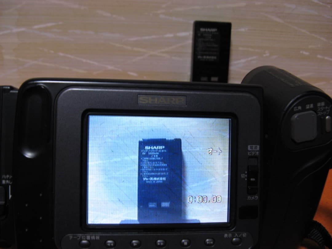 動作OK❗️☆シャープの液晶8ミリビデオカメラ・VL-EL12