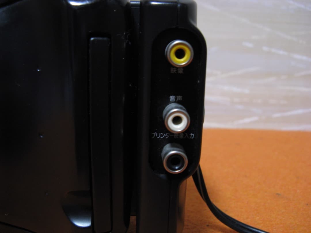 動作OK❗️☆シャープの液晶8ミリビデオカメラ・VL-EL12