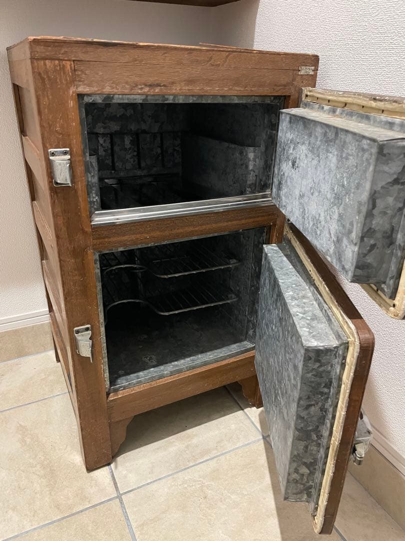 木製冷蔵庫 2ドア 金属内装　昭和レトロ アンティーク 氷冷蔵庫　日本冷機