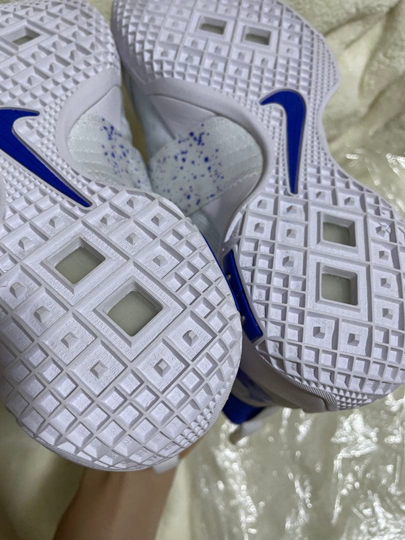 激レア！ナイキ レブロン ズーム ソルジャー10 \"ハイパー コバルト\"