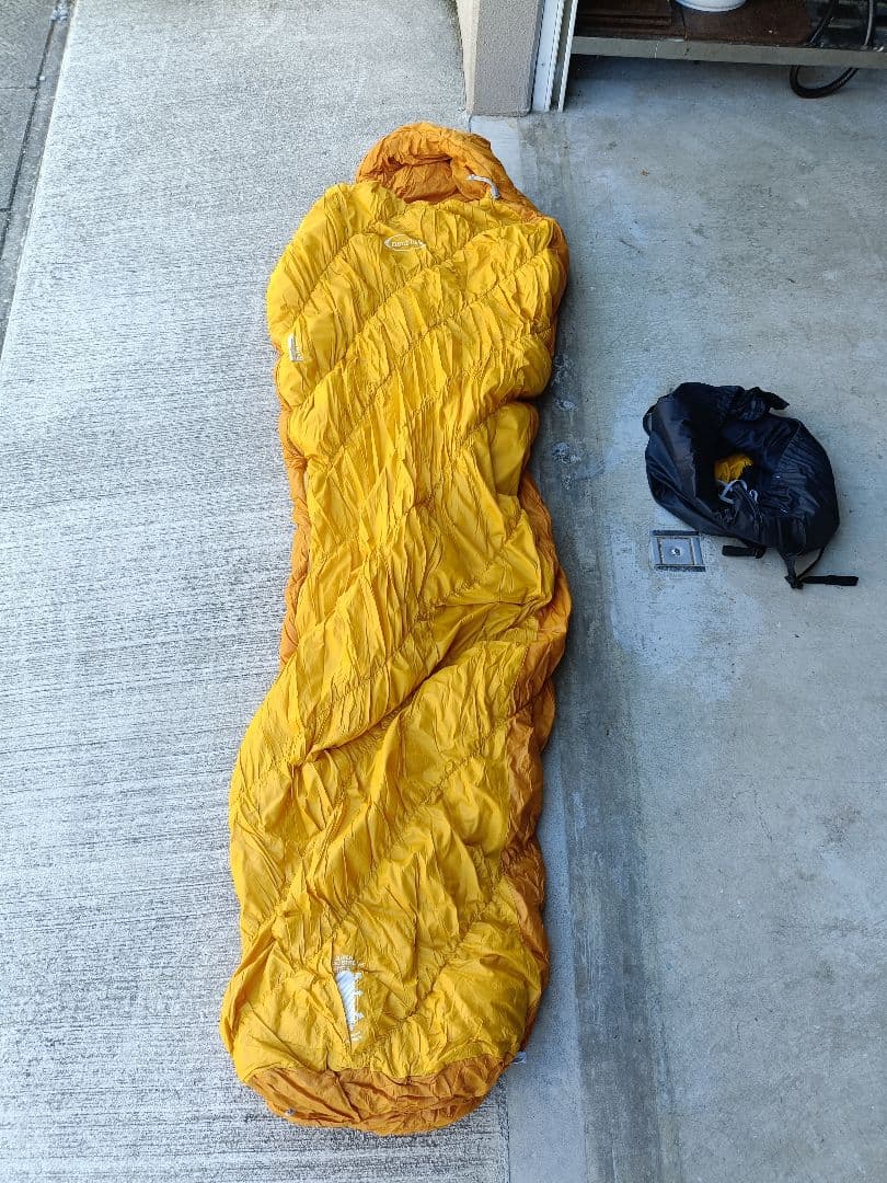 モンベル　mont-bell　寝袋　burrow bag #2