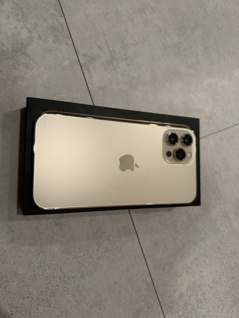 Apple iPhone 12 Pro ゴールド 本体