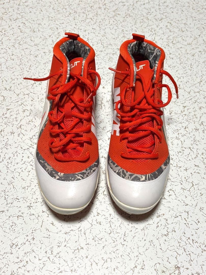 Nike トラウトモデル 野球スパイク