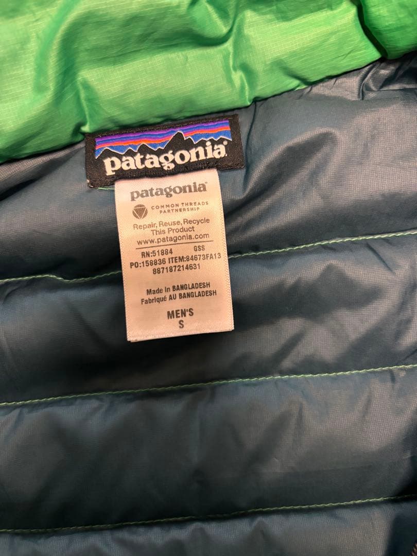 【最安値】patagoniaダウンセーター　ダウンジャケットメンズ s
