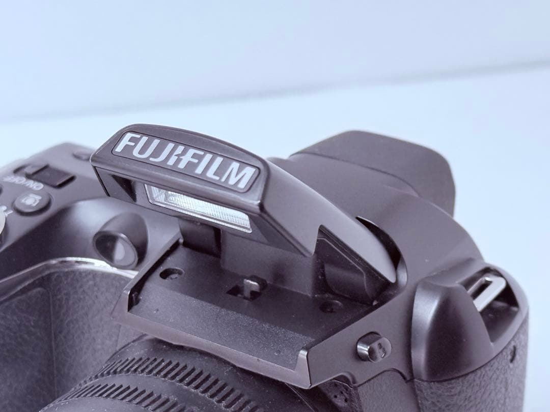 FUJIFILM FinePix S4500 動作確認済 30倍ズーム 単3電池