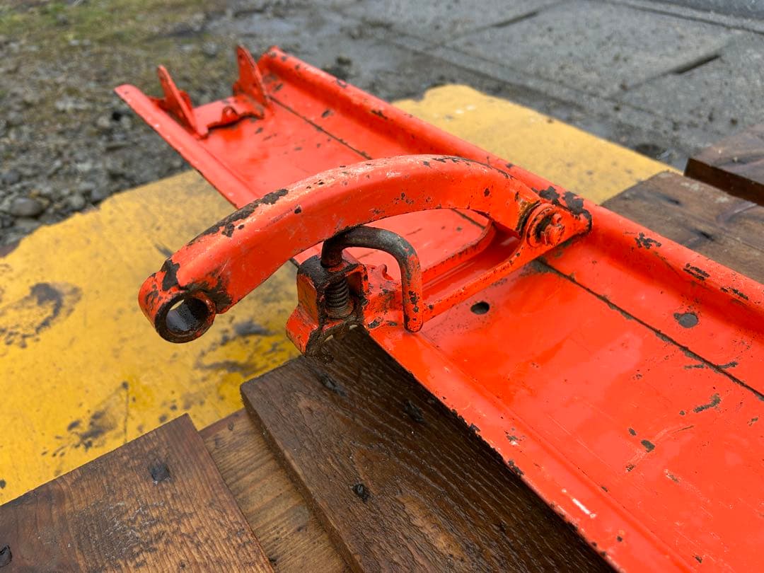 トラクター　パーツ 整地板 代掻き 代かき　レベラーレーキ　土寄せ　作業機