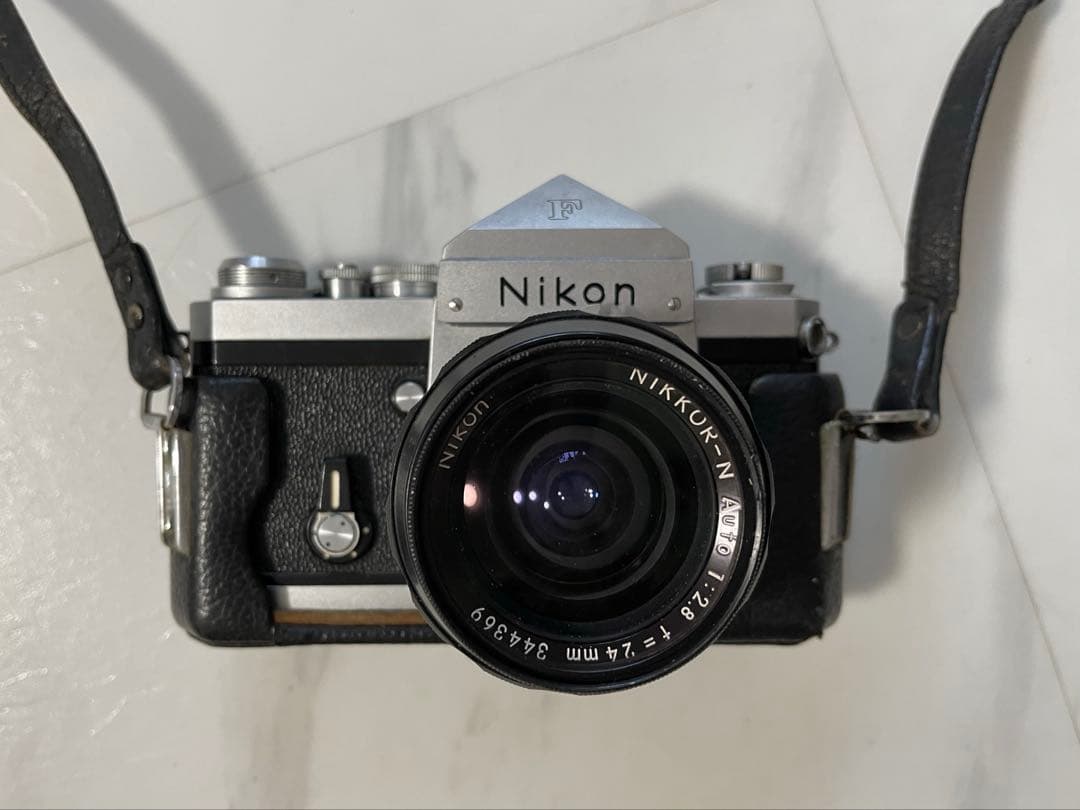 ニコン Nikon F シルバー レンズ付 フィルムカメラ