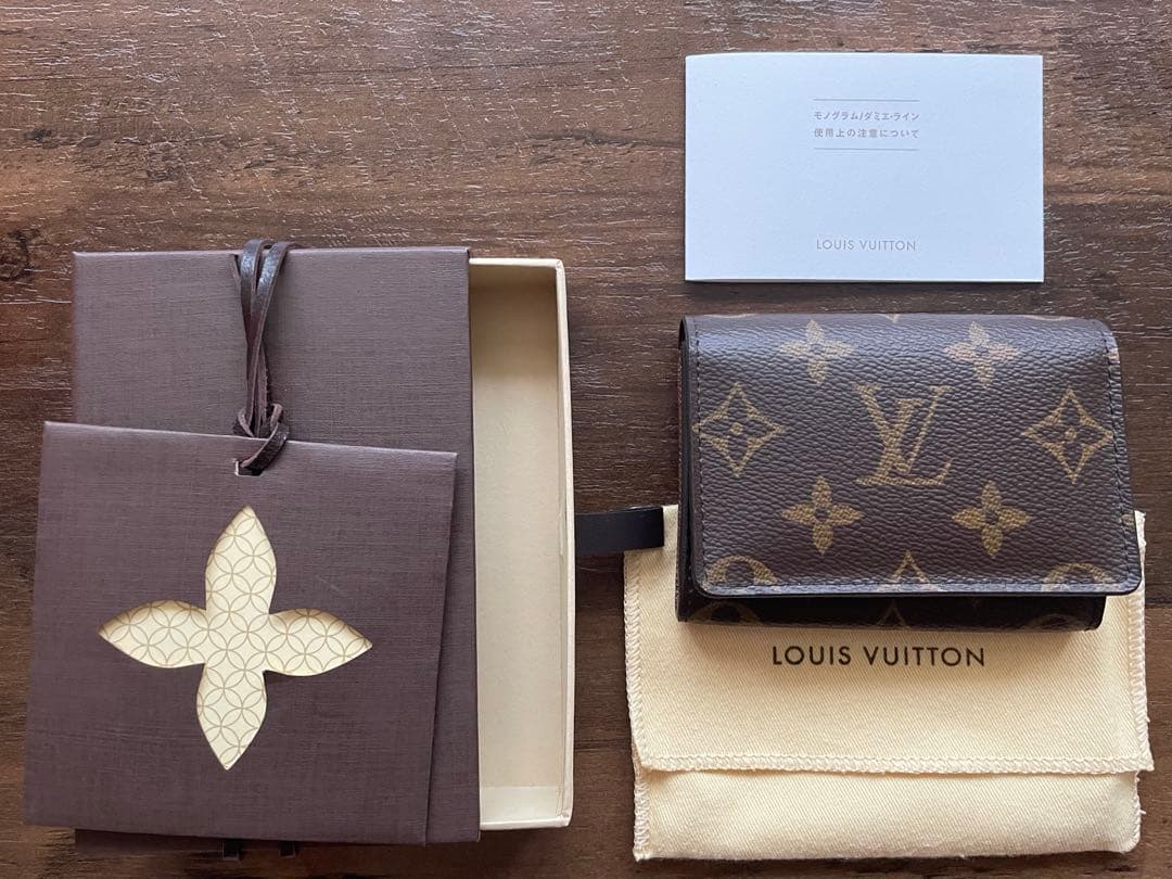 LOUIS VUITTON 名刺入れ カードケース モノグラム