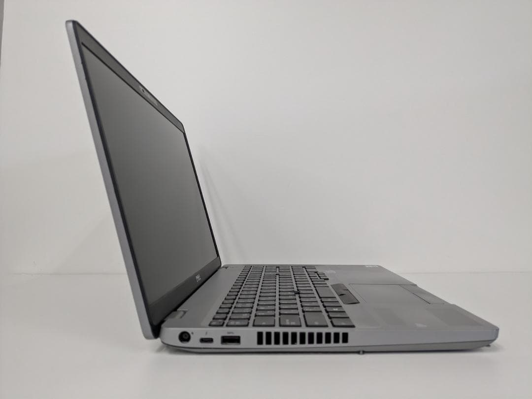 第10世代 Core i7 SSD512GB Quadro P620 DELL