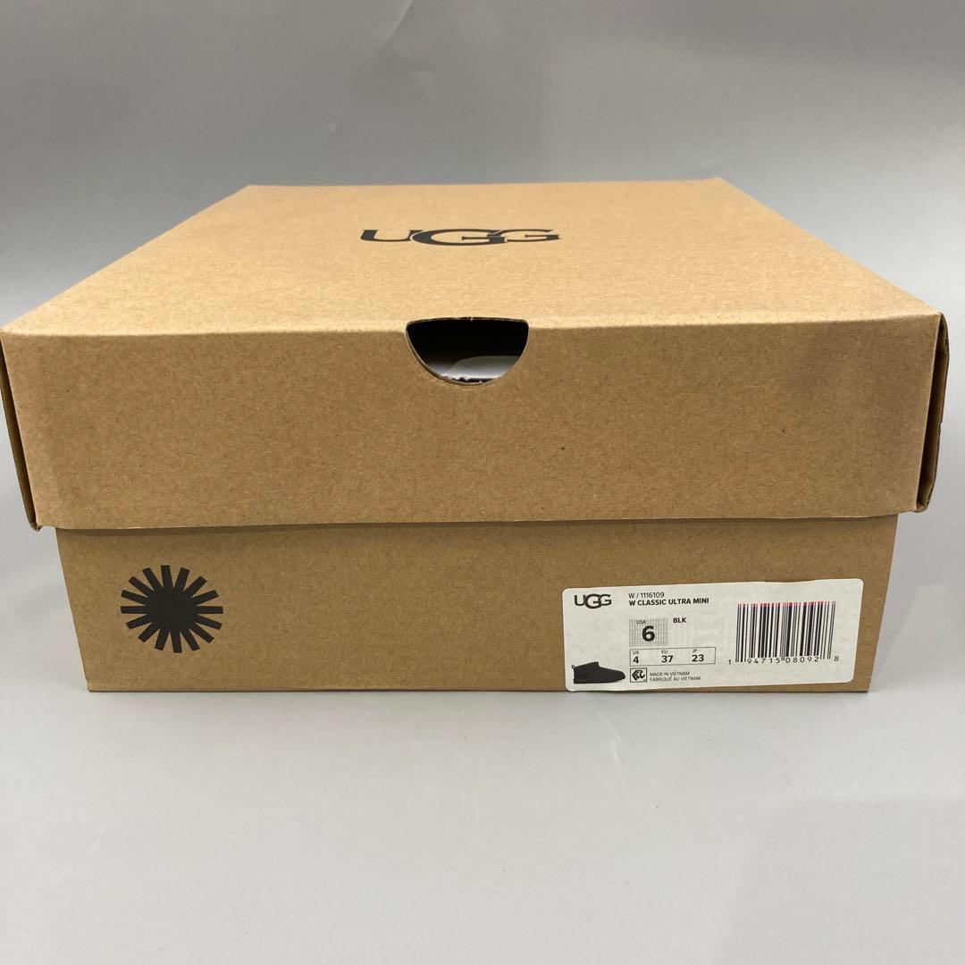 ☆新品未使用　UGG Classic Ultra Mini