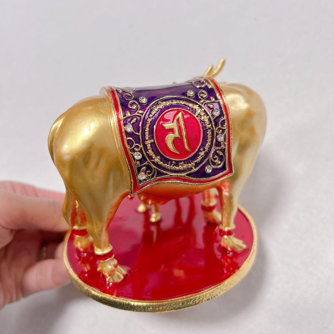 未使用　風水グッズ 風水置物 牛と子牛の像　ゴールド　COW 金色