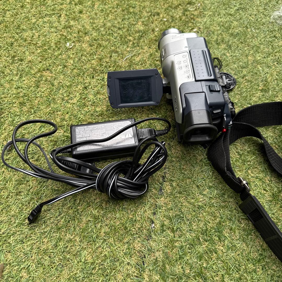 SONY CCD-TRV106 Hi8ビデオカメラ動作確認済み