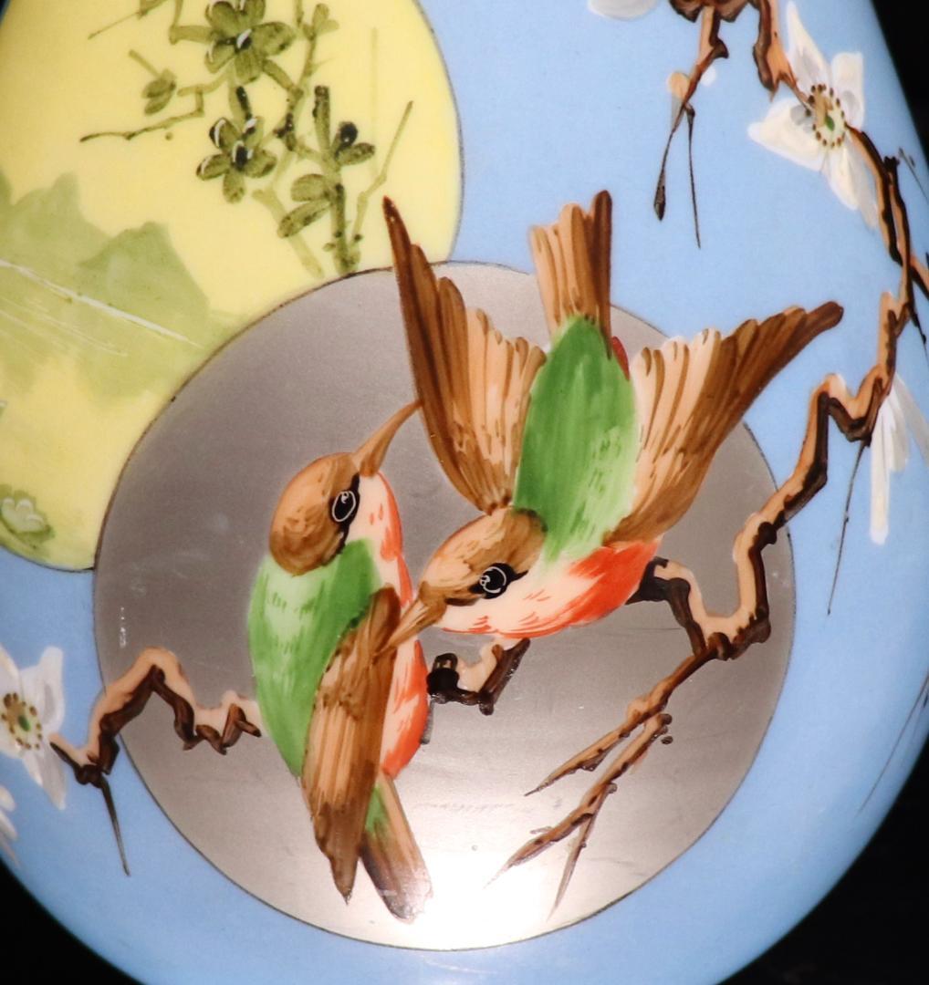 オールド・バカラ 淡青色 大型オパーリンクリスタル製手彩色日本趣味花鳥図飾壷花瓶