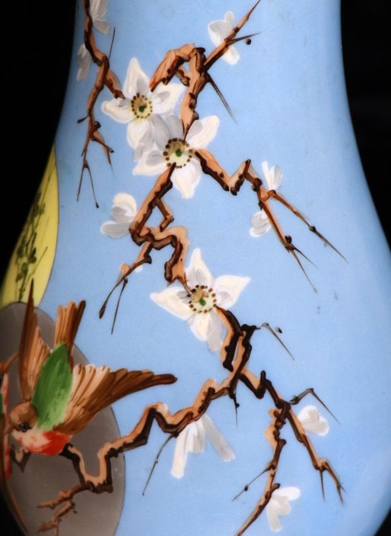 オールド・バカラ 淡青色 大型オパーリンクリスタル製手彩色日本趣味花鳥図飾壷花瓶