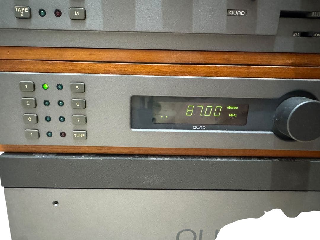 QUAD 606 FM4チューナー　QUAD44プリアンプ