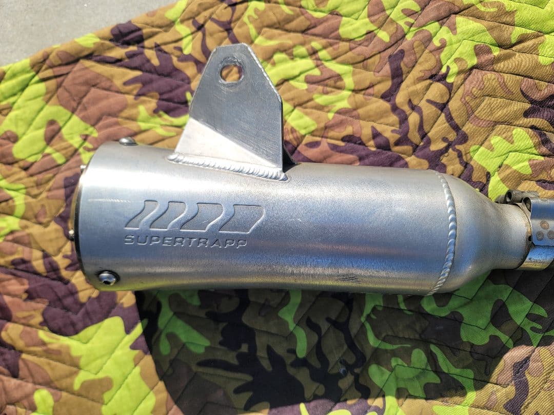 エイプ AC16 スーパートラップマフラー Super Trapp APE