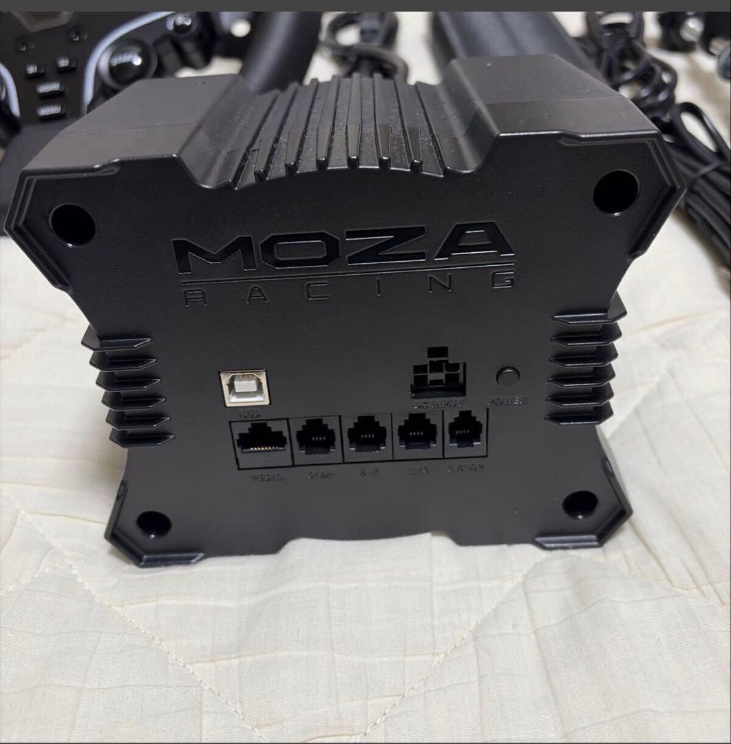 MOZA Racing R5 ブレーキパフォーマンスキット　付属