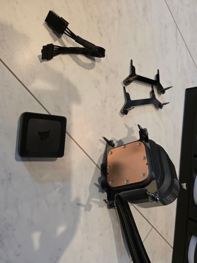 CORSAIR iCUE LINK TITAN 360ラジエーター RXARGB