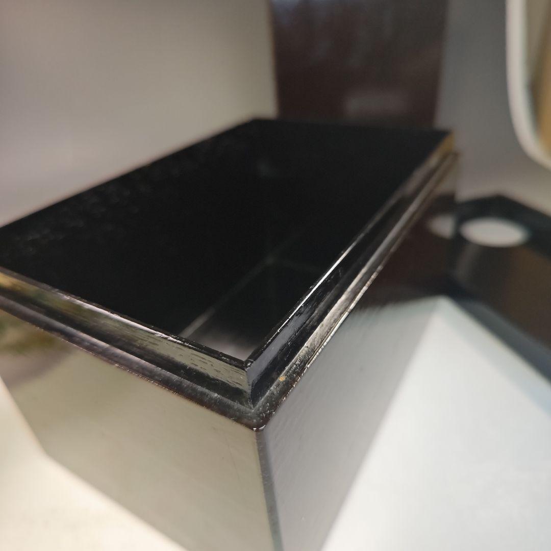 イ793 茶箱『茶箱一式　棗　振出　茶碗　香合　漆塗箱』茶道具