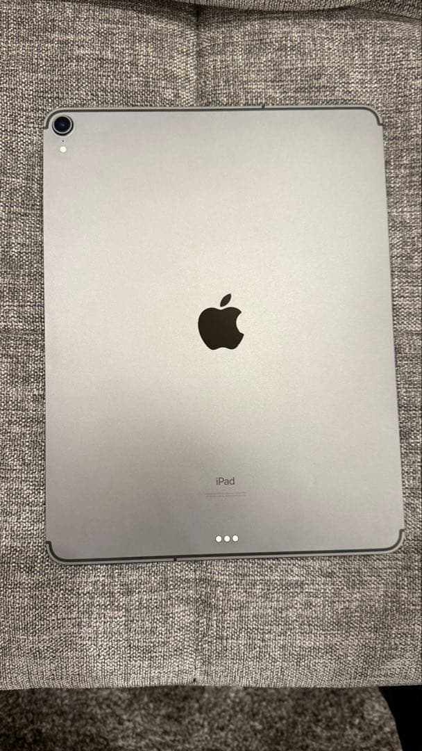 iPad Pro 12.9インチ 第3世代　スペースグレー　セルラー256GB