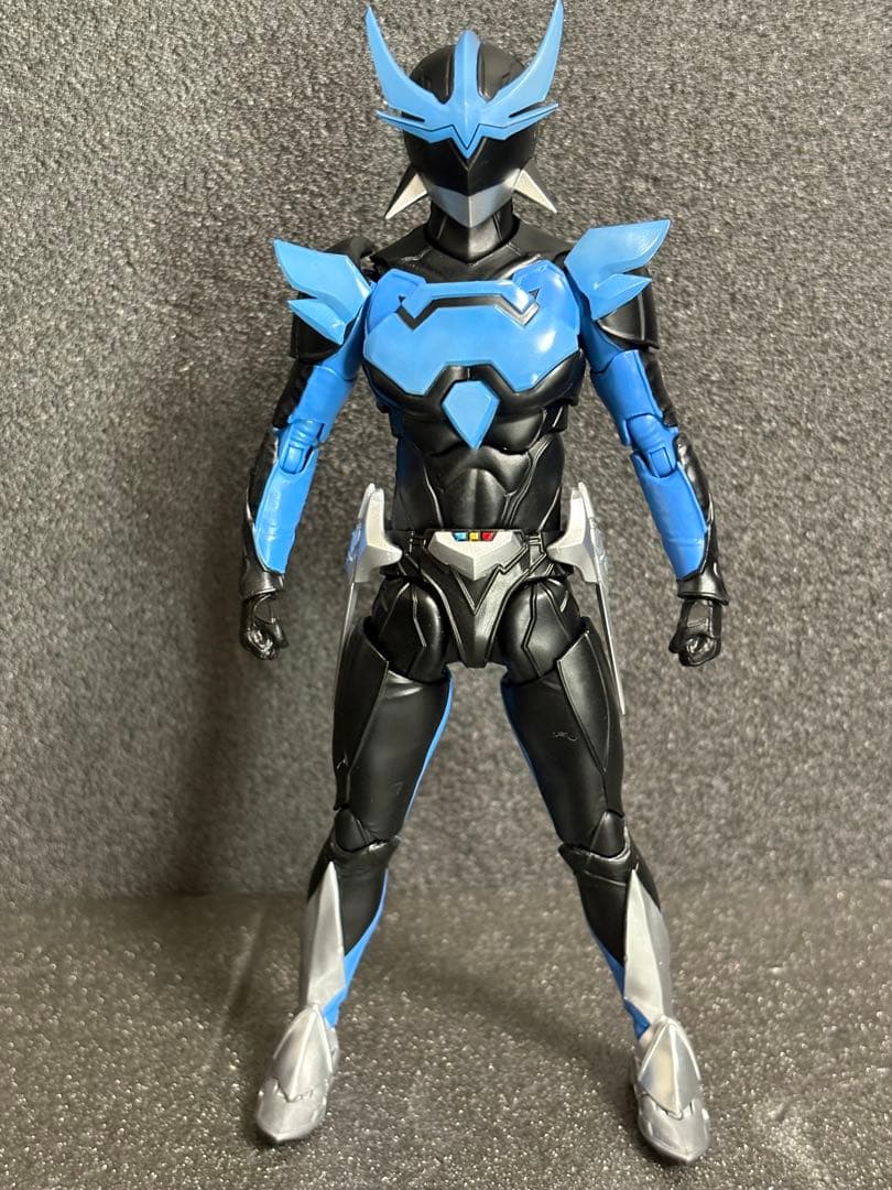 真骨彫製法 S.H.Figuarts ウイングマン