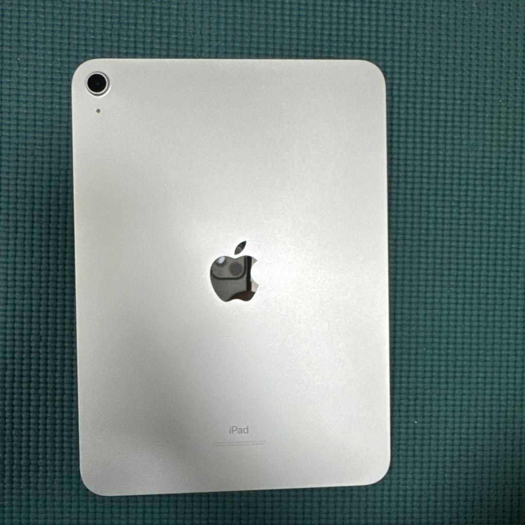 Apple iPad 64GB シルバー 本体（10世代）