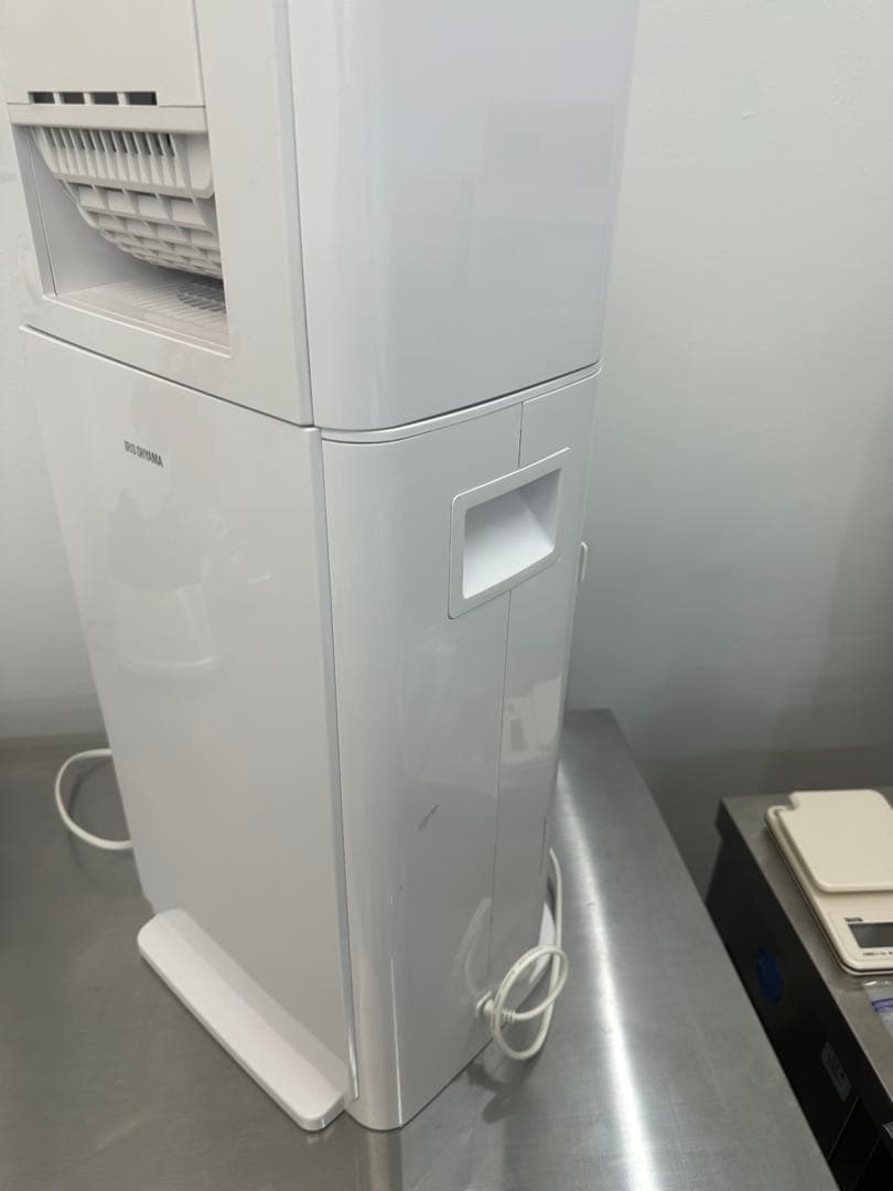 IRIS OHYAMA 衣類乾燥除湿機 アイリスオーヤマ 2022年製