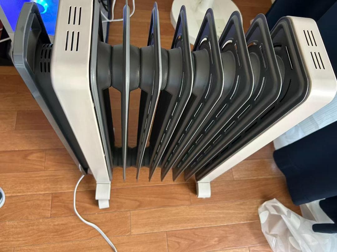 De'Longhi (デロンギ) オイルヒーター RHJ21F0812-GY