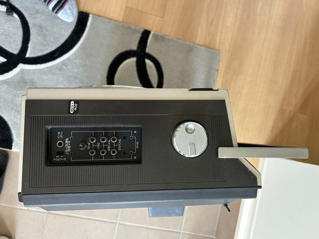 メルカリ祭り12月16日迄の限定価格！シャープ　TVラジカセ　ジャンク品