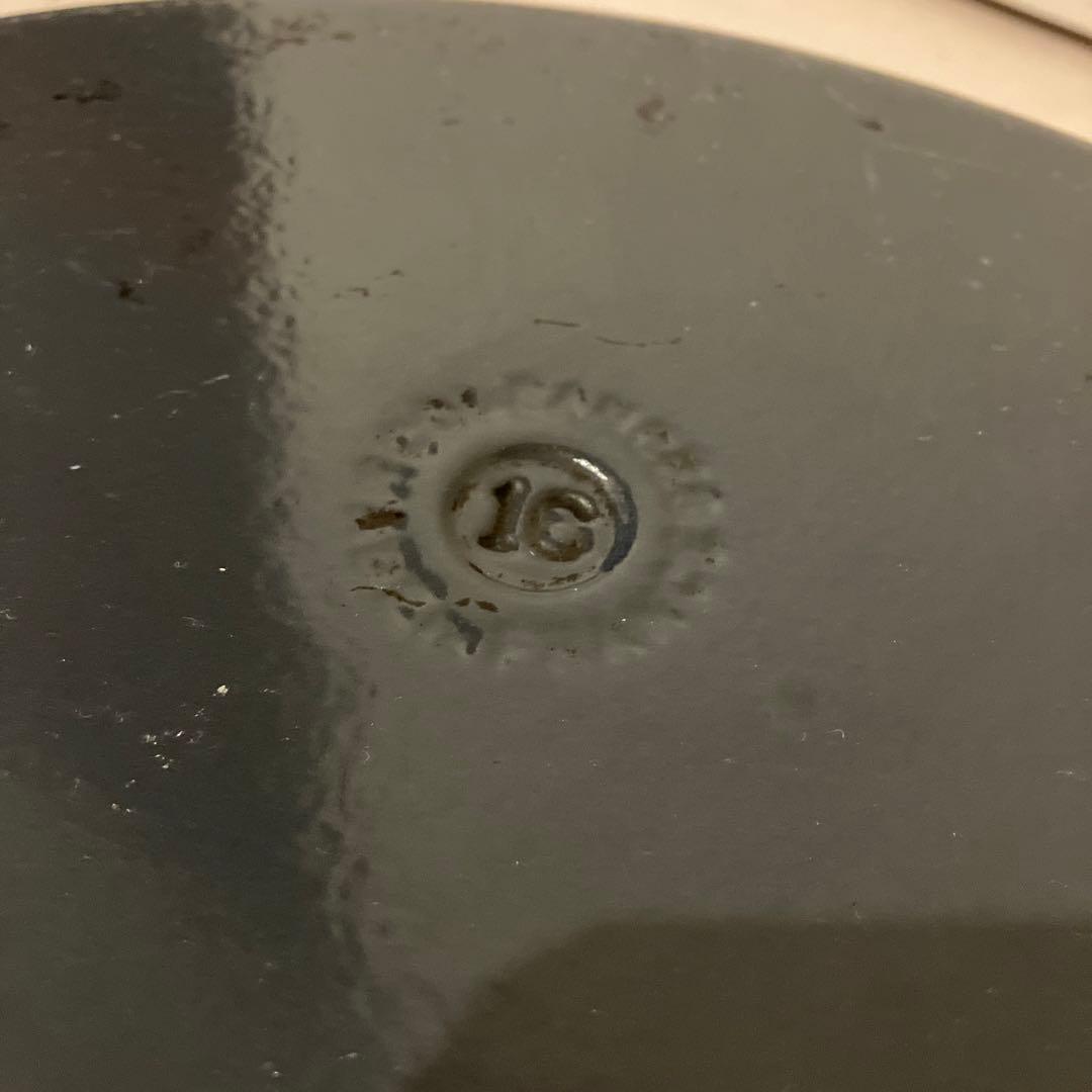 クーザンス　オーバル両手鍋　黒　大容量