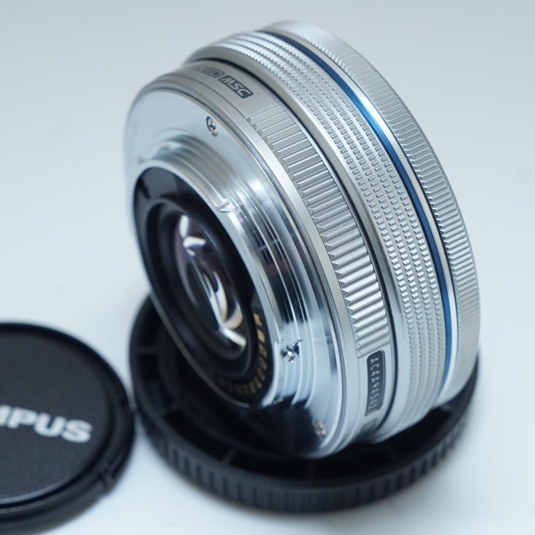 ★動画でも大満足★オリンパス14-42mm EZ パンケーキ　シルバー