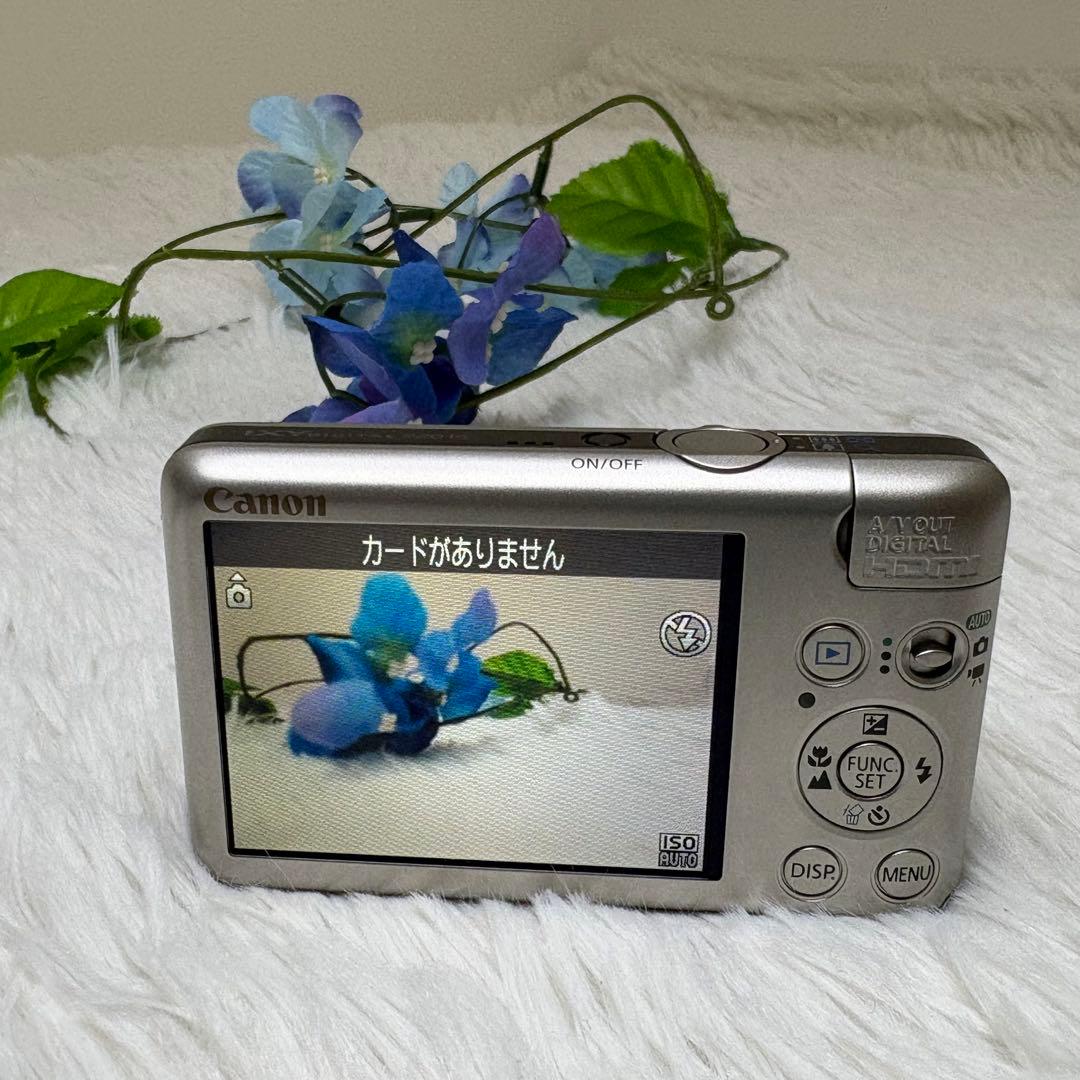 Canon カメラ　IXY 220IS PC1430 充電器 箱　コンデジ　可動
