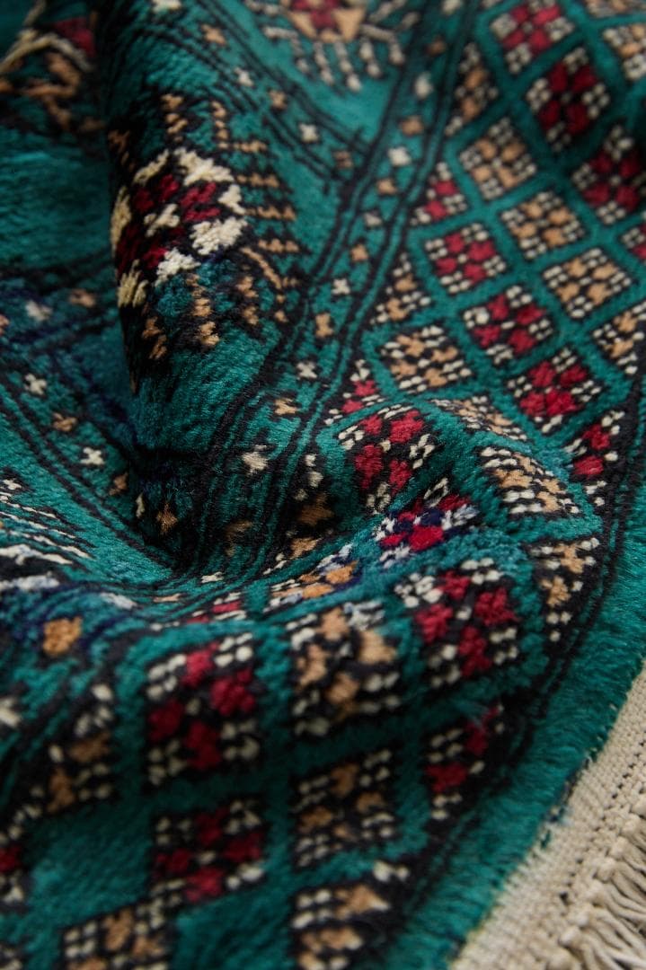 希少　ヴィンテージラグ　ラホール産　トライバルラグ（208×127cm）緑