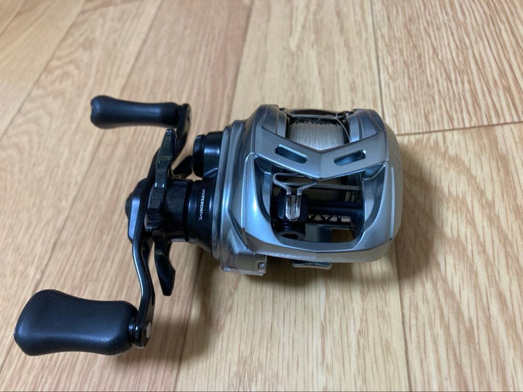 ダイワ　アルファス SV TW 800H　　ベイトリール