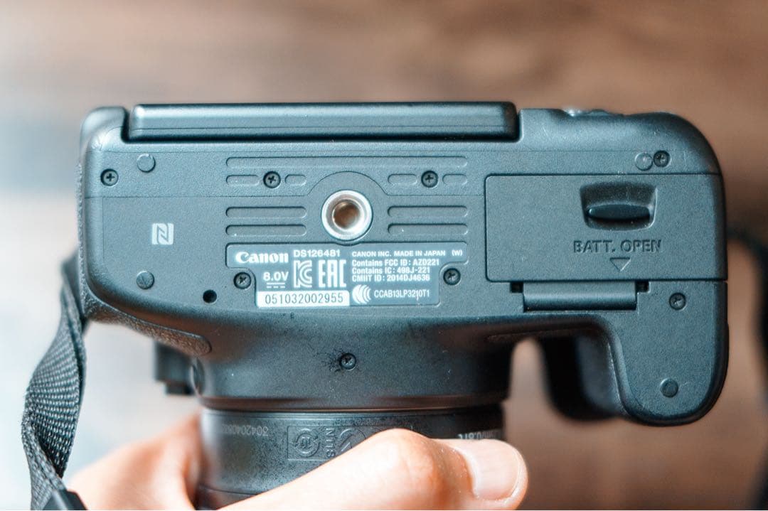 コンニチハ‼️canon 8000D＋zoom lens18-55