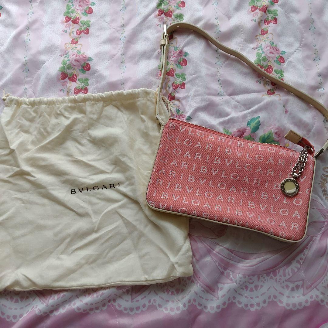 Ezbuy公式アカウント01さま ブルガリ　BVLGARI ロゴマニア　ミニ　シ