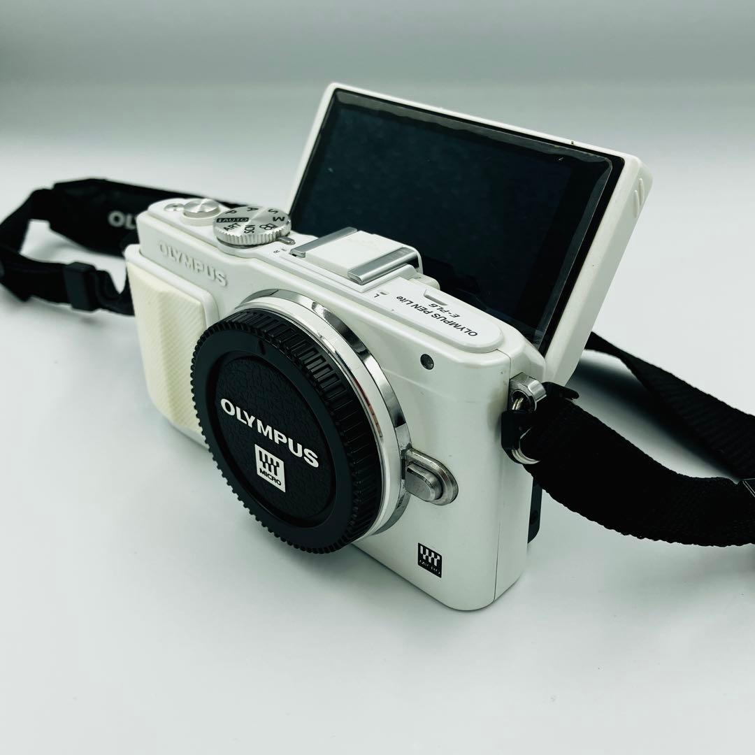 ヤマピー　OLYMPUS E-PL6 ダブルレンズ ミラーレス