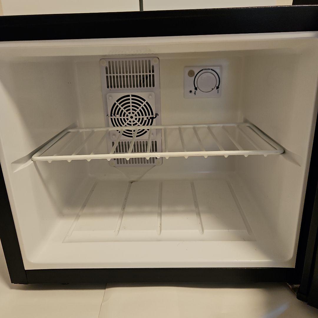 コンパクト冷蔵庫 ブラック