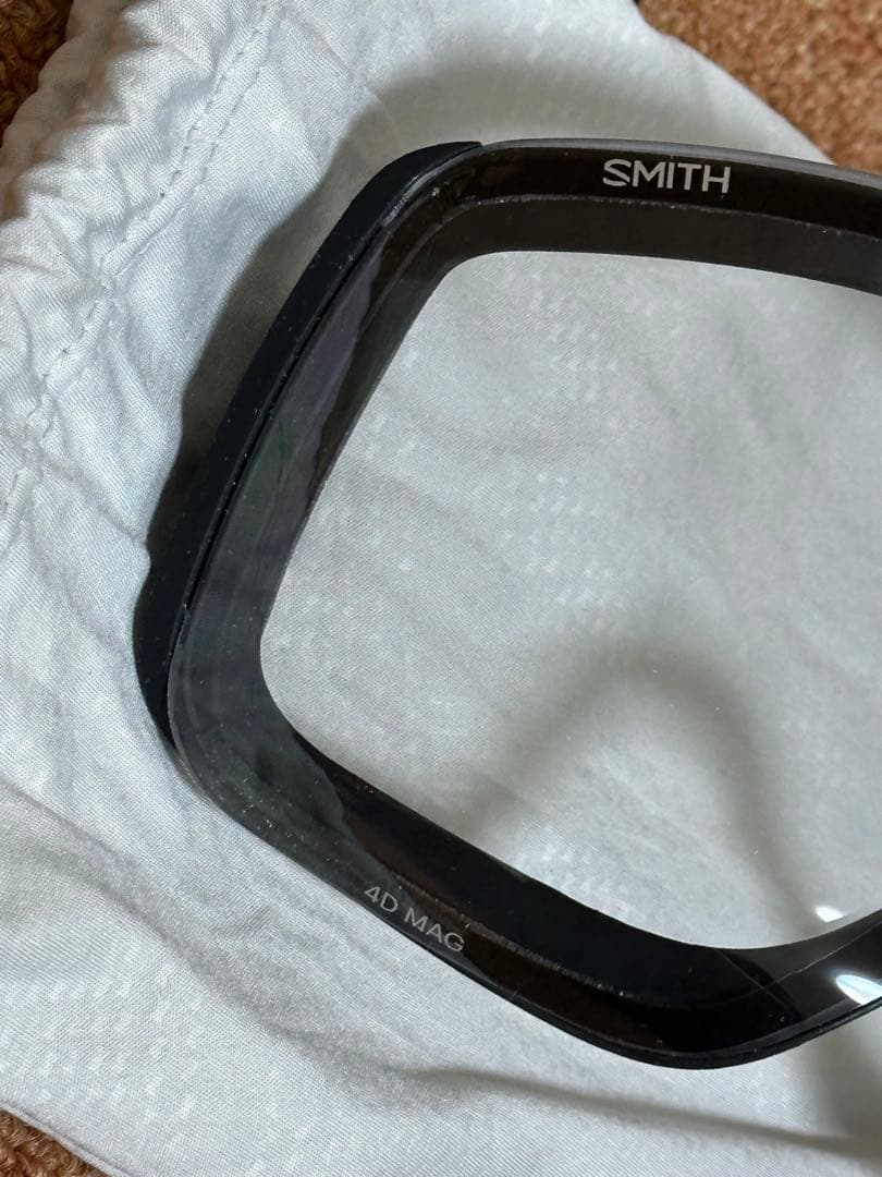 【値下げ】SMITH 4DMAG ゴーグル レンズ3枚 ケース延長ベルト付スミス