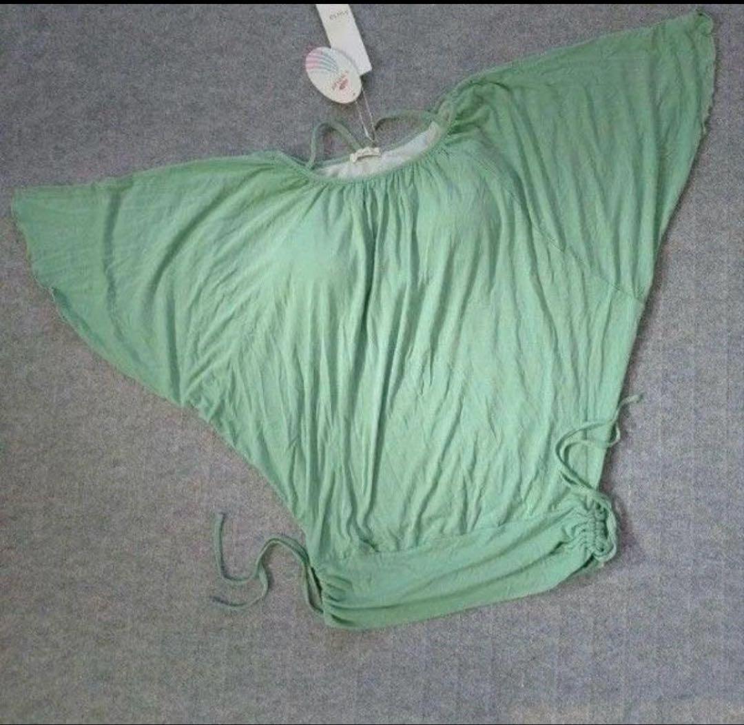 新品　suria スリア　ヨガトップス　M タグ付き