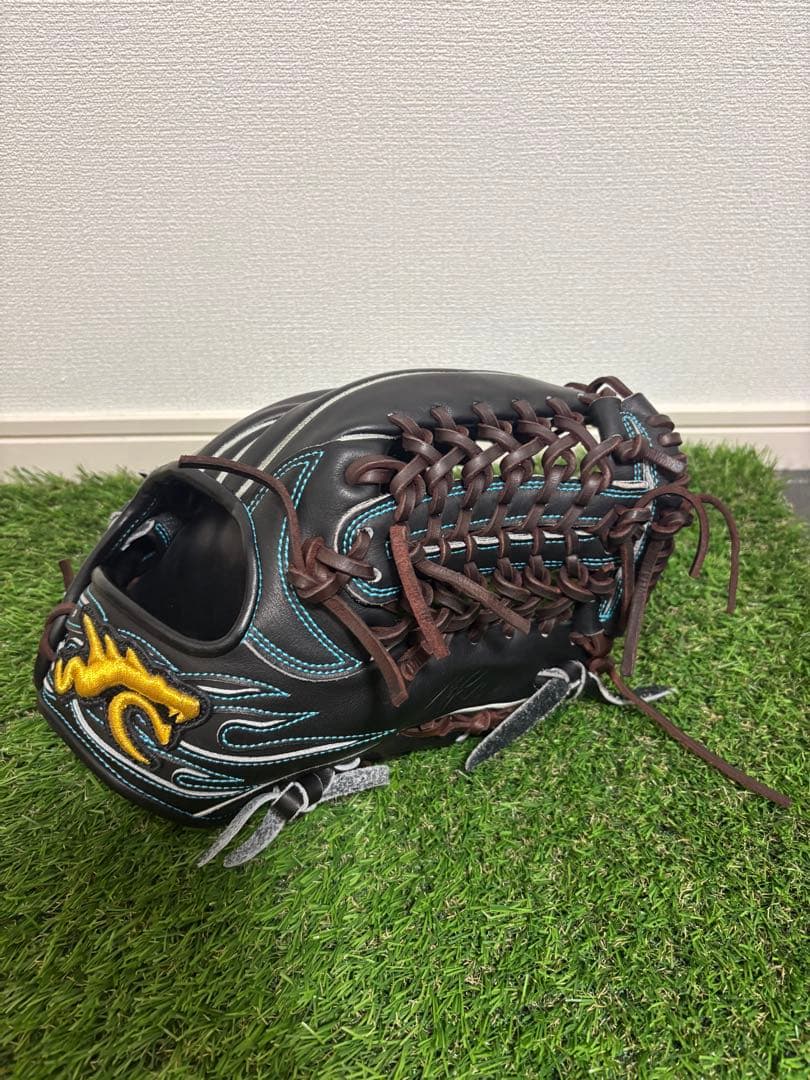 RYU 硬式内野用グラブ　初回品