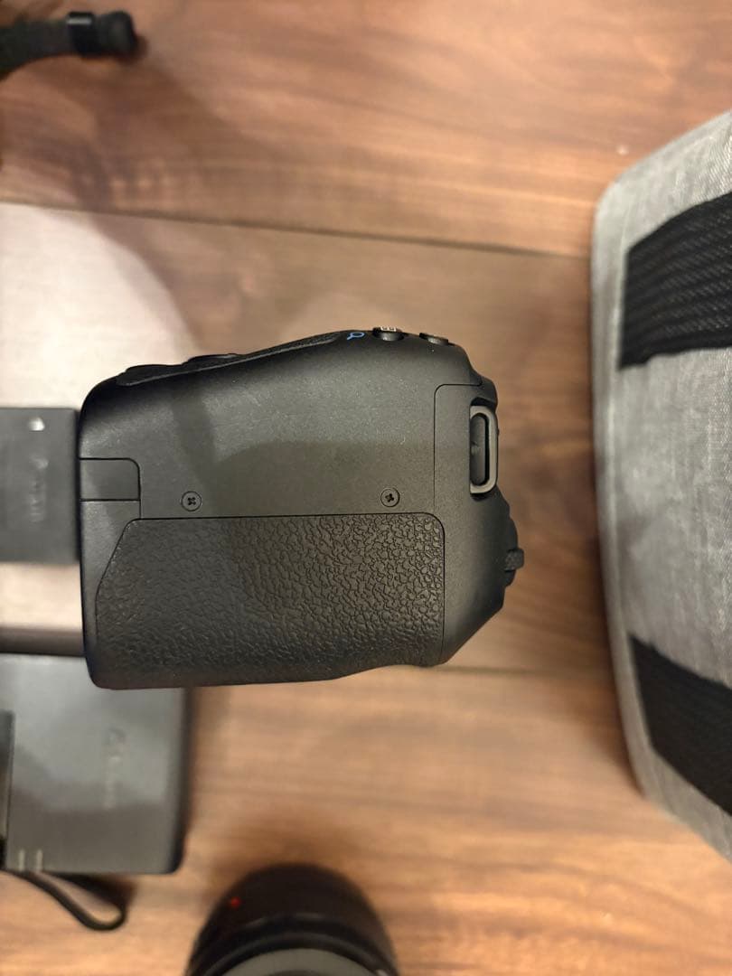 Canon EOS RP ミラーレスカメラ 本体