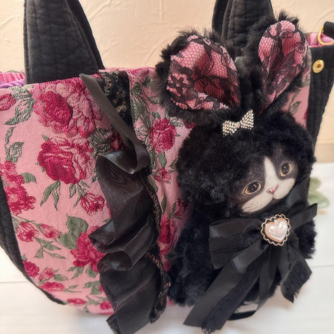 ゆ*ら様 コヤンイサムチョン♡ハチワレにゃんこの薔薇×ヌビポケット付きトートバッ