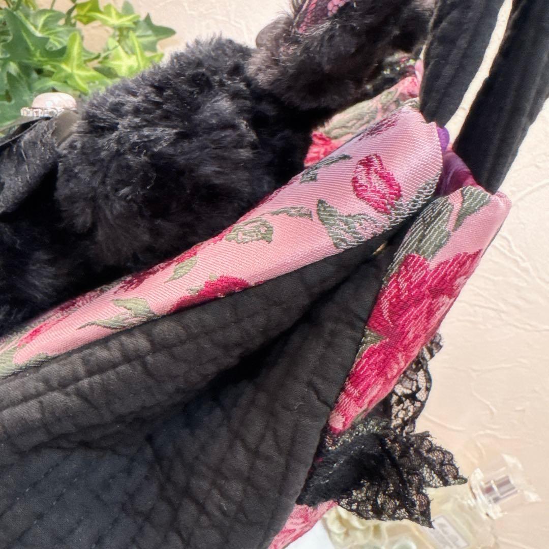 ゆ*ら様 コヤンイサムチョン♡ハチワレにゃんこの薔薇×ヌビポケット付きトートバッ