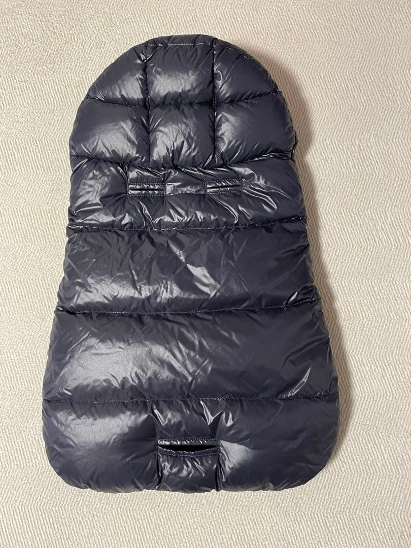 モンクレール　MONCLER　おくるみ　ブランケット　ダウン