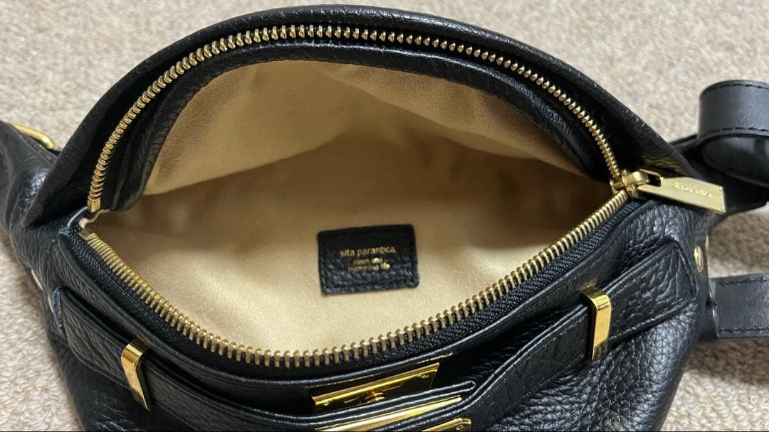 【美品✨】SITA PARANTICAシボカワウエストポーチ
