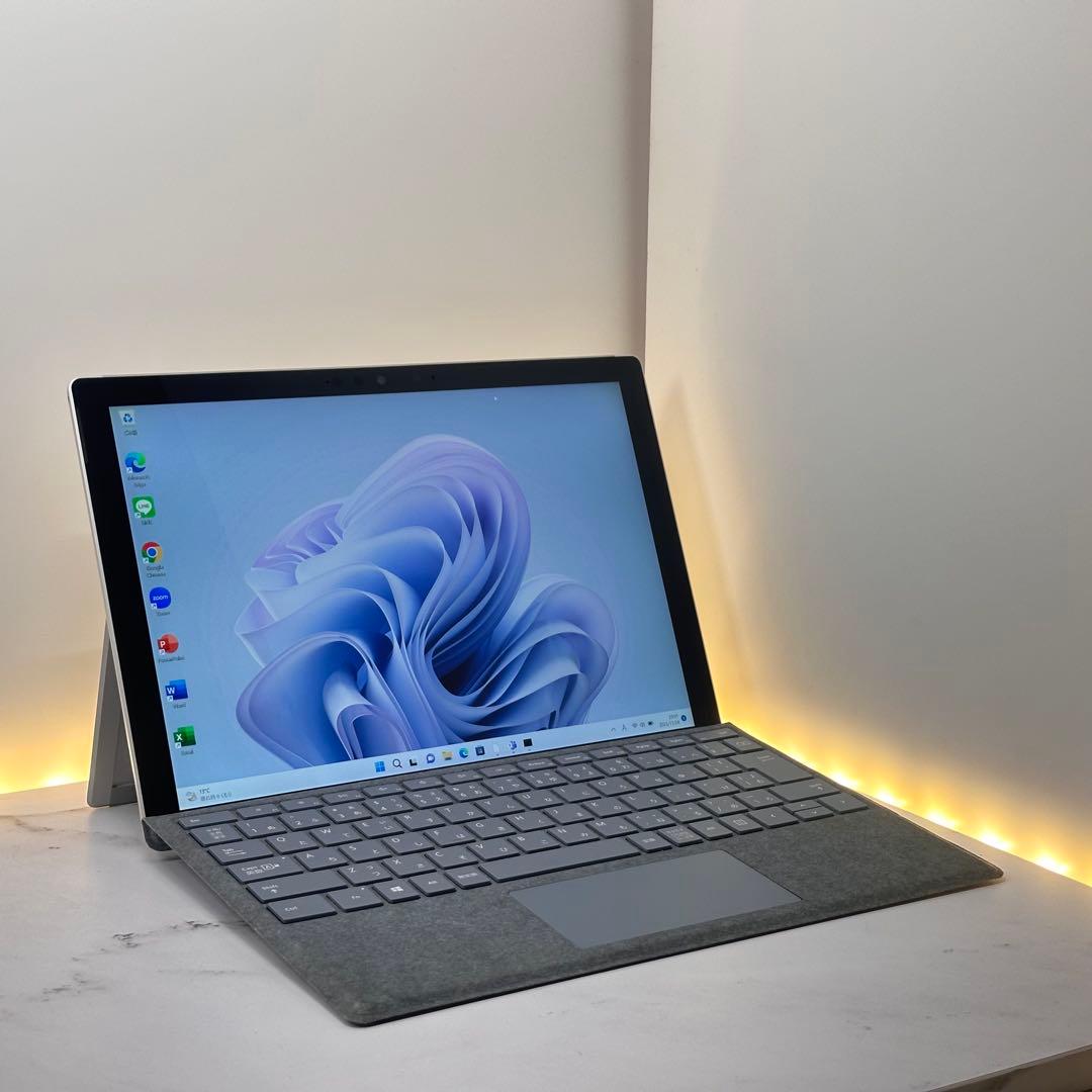【化粧箱付属】Surface Pro7 Corei3/4GB/128GB