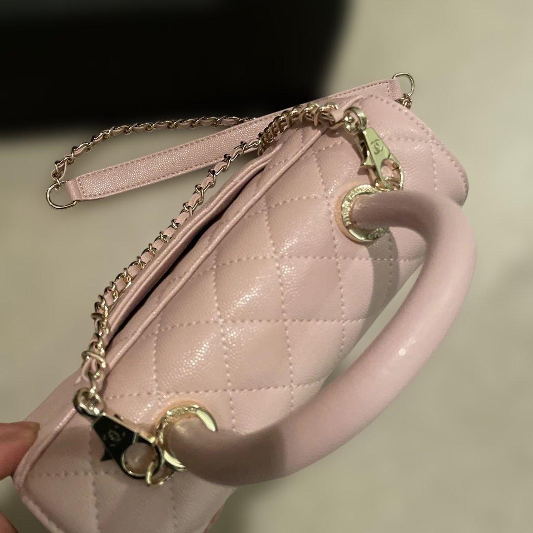 CHANEL ピンクレザー ショルダーバッグノベルティー