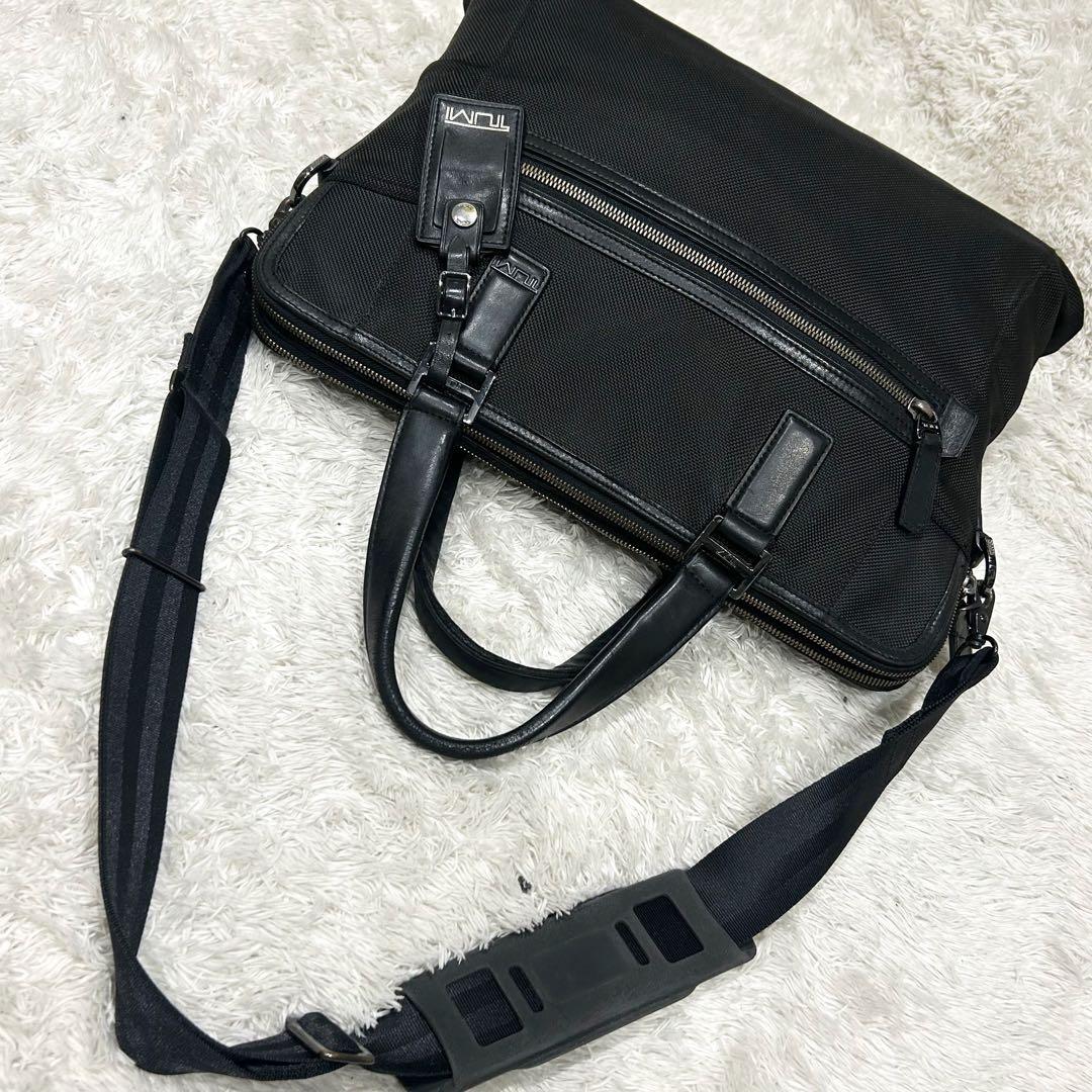 美品 TUMI トゥミ ビジネスバッグ 2way 68516 A4収納可 廃盤